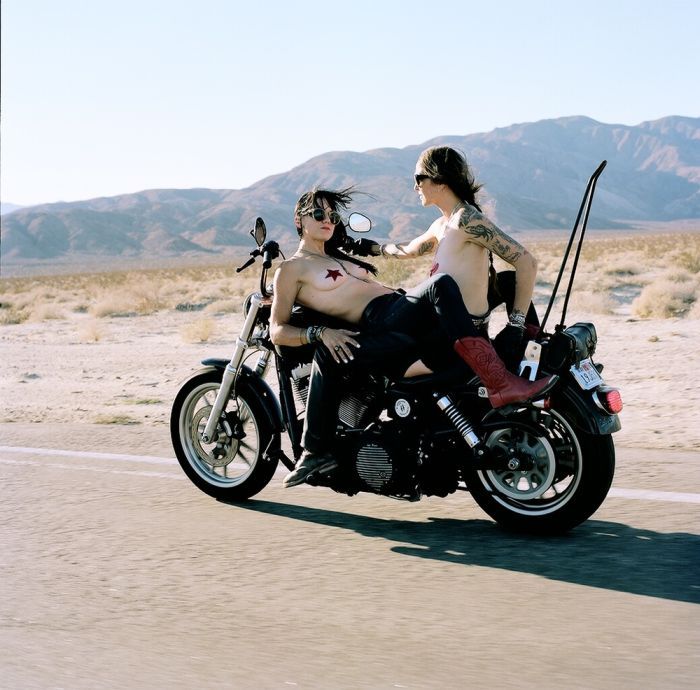Girls on a motorcycle in Jodhpur